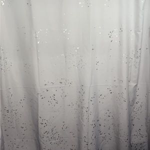 Gradient shower curtain